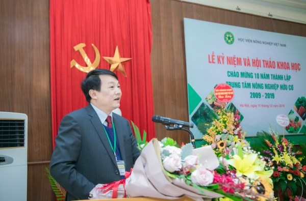 PGS.TS. Trần Văn Quang – Trưởng khoa Nông học phát biểu khai mạc buổi lễ 