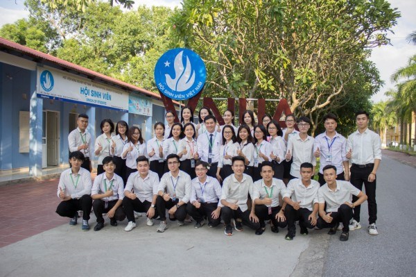Tập thể Cán bộ Hội chủ chốt Hội Sinh viên Học viện Nông nghiệp Việt Nam