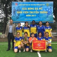 Chung kết giải bóng đá nữ sinh viên truyền thống 2017