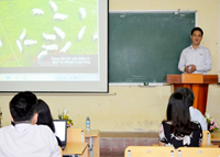 Khóa học tiếng Anh giao tiếp cho sinh viên do tập đoàn NEOVIA Việt Nam tài trợ