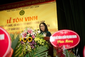 Lễ tôn vinh các tổ chức, cá nhân có nhiều đóng góp cho sự nghiệp giáo dục và đào tạo của HV