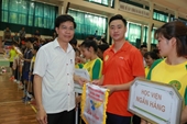 29 trường đại học tranh giải cầu lông, bóng chuyền