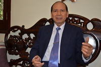 Giới khoa học phẫn nộ vì bắt giun kiểu hủy diệt