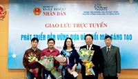 GS TS Nguyễn Thị Lan trả lời Giao lưu trực tuyến với chủ đề “Phát triển bền vững dựa vào đổi mới sáng tạo”
