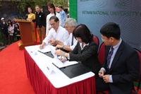 Vietnam National University of Agriculture and the International Center for Tropical Agriculture signed a Memorandum of Understanding