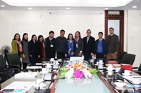 Vietnam National University of Agriculture and Emporia State University, United States are developing joint training programs in Biotechnology and English