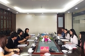 Delivering Completion Certificates to exchange students of the Southwest University of Science and Technology, China