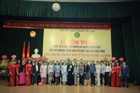 Recognizing international organizations at the “Recognition Ceremony for Organizations and Individuals’ Notable Contributions to the Development of Vietnam National University of Agriculture VNUA ”