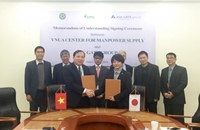 Signing MOU with Ask Gate Group, offering internship opportunities to VNUA’s students in Japan