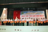 Ngày hội việc làm sinh viên trường Đại học Nông nghiệp Hà Nội năm 2012