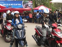 Đoàn Thanh niên trường phối hợp với Công ty Yamaha tổ chức thành công Chương trình lái xe mô tô an toàn