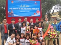 Lễ bế mạc Giải bóng đá nữ sinh viên truyền thống năm 2012