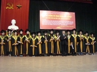 Lễ trao bằng tốt nghiệp Đại học Hệ chính quy cho sinh viên khóa 53 và bằng tốt nghiệp Cao đẳng cho sinh viên khoá 1