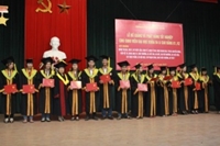 Lễ bế giảng và trao bằng tốt nghiệp cho sinh viên đại học hệ chính quy các khóa 53, 54