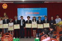 Lễ tuyên dương đội vô địch chương trình hành trình vì khát vọng Việt