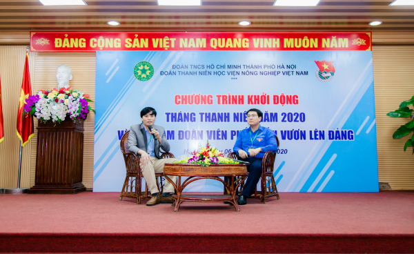 Tọa đàm “Đoàn viên phấn đấu vươn lên Đảng”