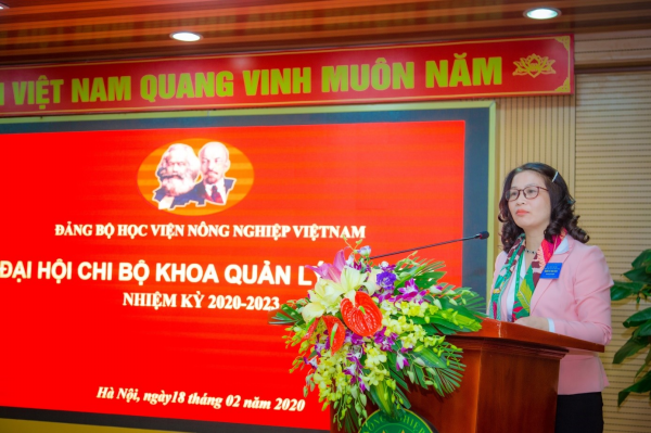 GS.TS. Nguyễn Thị Lan – Bí thư Đảng ủy, Giám đốc Học viện phát biểu chỉ đạo Đại hội