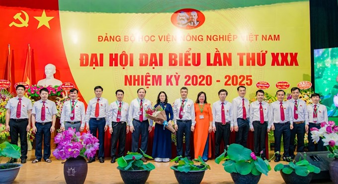 Ban Chấp hành Đảng bộ Học viện Học viện Nông nghiệp Việt Nam khóa XXX, nhiệm kỳ 2020 - 2025 ra mắt Đại hội