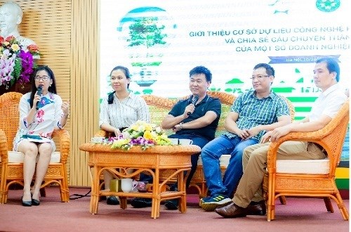 Các diễn giả tham gia tọa đàm