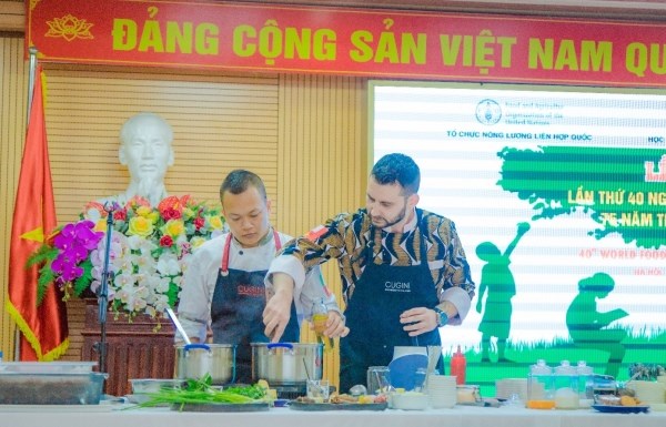 Màn biểu diễn nghệ thuật giới thiệu món ăn của Việt Nam và Địa Trung Hải