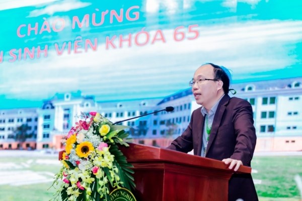 PGS.TS Nguyễn Hoàng Anh, Trưởng Khoa Công nghệ thực phẩm phát biểu khai mạc