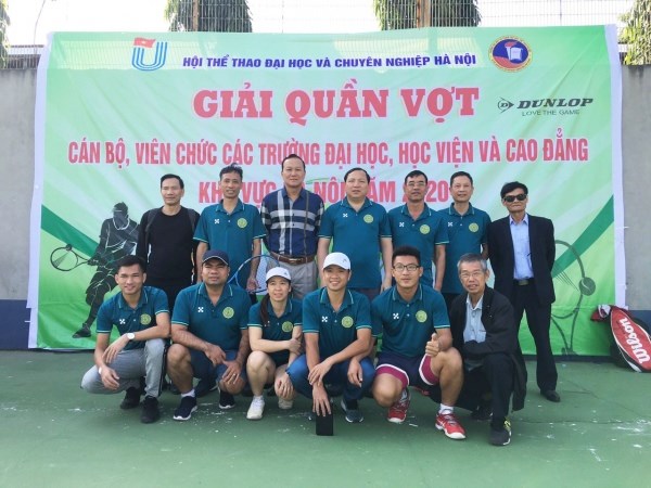 Đội tuyển Quần vợt CBVC của Học viện Nông nghiệp Việt Nam