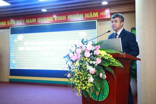 GS.TS. Phạm Văn Cường - Phó Giám đốc Học viện Nông nghiệp Việt Nam phát biểu tại hội thảo