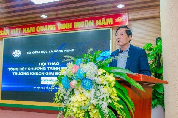 Thứ trưởng Bộ Khoa học và Công nghệ Trần Văn Tùng phát biểu khai mạc Hội thảo