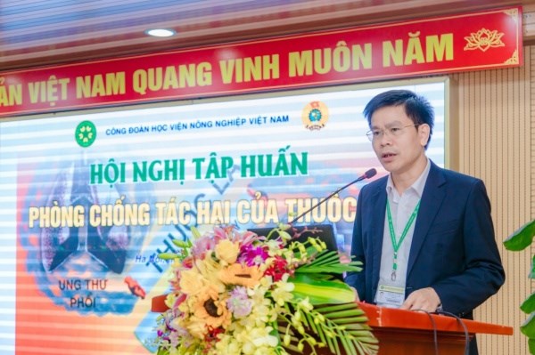 TS. Nguyễn Tất Thắng - Chủ tịch Công đoàn Học viện, Trưởng ban CTCT&CTSV phát biểu tại Lễ khai mạc Hội nghị