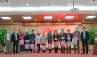 Công đoàn Học viện Nông nghiệp Việt Nam tổ chức nhiều hoạt động chăm lo Tết cho cán bộ, viên chức và người lao động