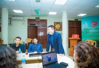 PGS.TS Trần Hữu Cường tập huấn cho sinh viên trước