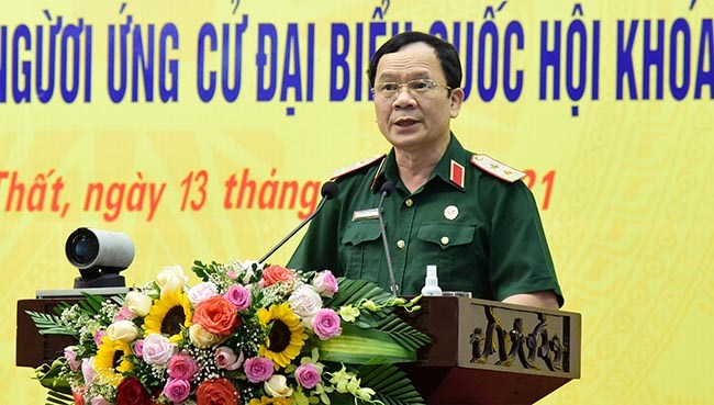 Ứng cử viên Khuất Việt Dũng trình bày chương trình hành động