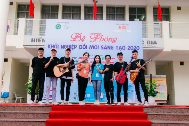 CLB Guitar trong chương trình Bệ phóng Khởi nghiệp Đổi mới sáng tạo năm 2020