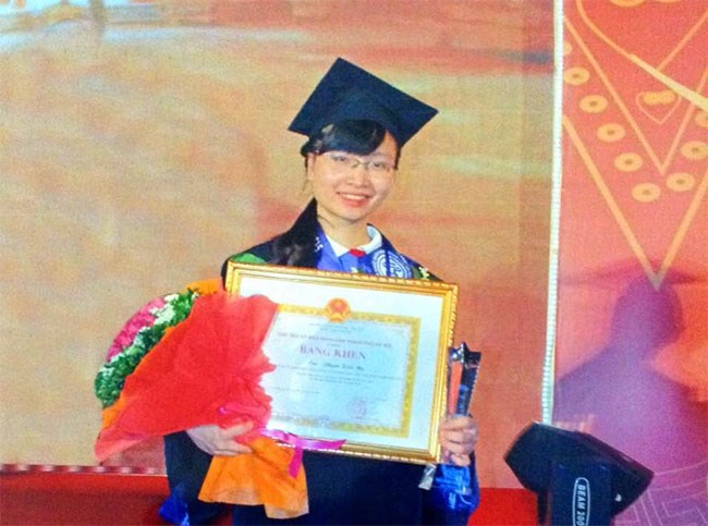 Phạm Kiều My - thủ khoa đầu ra của Học viện Nông nghiệp Việt Nam năm 2015. Ảnh: NVCC