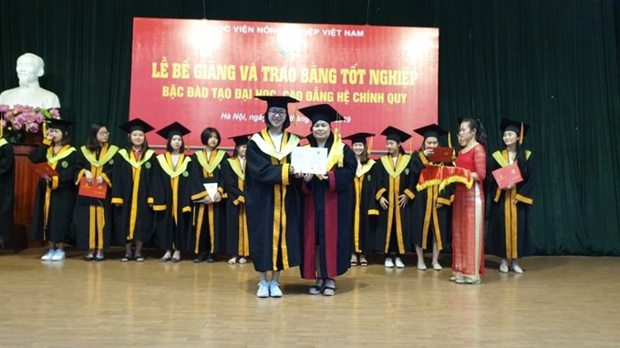 Trên 90% sinh viên của Học viện Nông nghiệp Việt Nam có việc làm trong 12 tháng sau khi tốt nghiệp