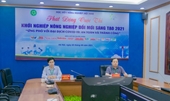 Khi thịt heo làm từ  thực vật, hộp đựng thức ăn làm bằng thân chuối