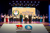 Đoàn Thanh niên Học viện Nông nghiệp Việt Nam vinh dự là một trong 6 đơn vị xuất sắc nhất năm học 2020-2021 khu vực Hà Nội được Trung ương Đoàn TNCS Hồ Chí Minh tặng cờ thi đua