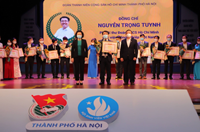 Chủ tịch Hội Sinh viên Học viện Nông nghiệp Việt Nam nhận danh hiệu “Nhà giáo trẻ tiêu biểu” cấp Thành phố năm 2021