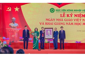 Lễ Khai giảng năm học mới 2021-2022, Kỷ niệm ngày Nhà giáo Việt Nam 20 11