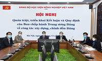 Cán bộ, đảng viên Học viện Nông nghiệp Việt Nam tham dự Hội nghị trực tuyến quán triệt, triển khai Kết luận và Quy định của Trung ương về công tác xây dựng, chỉnh đốn Đảng