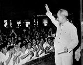 Phát triển con người Việt Nam toàn diện dưới ánh sáng tư tưởng Hồ Chí Minh