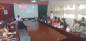 Chi bộ khoa Tài nguyên và Môi trường tiếp tục đẩy mạnh công tác sinh hoạt chuyên đề