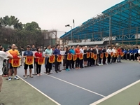 Đội tuyển Quần vợt Cán bộ viên chức Học viện Nông nghiệp Việt Nam tham gia giải đấu tại Trường Đại học Thủy lợi