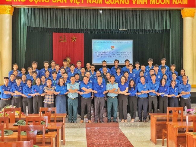 Chiến dịch thanh niên tình nguyện Mùa hè xanh 2023 tại thành phố Hạ Long, tỉnh Quảng Ninh của Khoa Tài nguyên và Môi trường