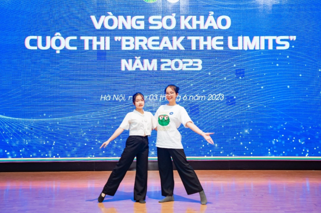 Cặp đôi sinh viên khoa Kinh tế và Phát triển nông thôn vào chung kết cuộc thi “Break The Limits năm 2023”