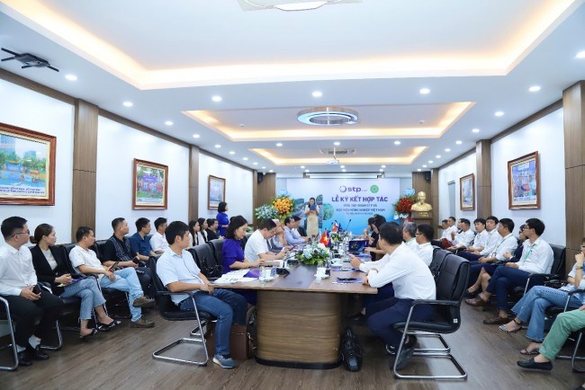 Học viện Nông nghiệp Việt Nam ký biên bản ghi nhớ hợp tác với Công ty Cổ phần Tập đoàn STP