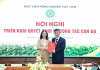 Công bố và trao Quyết định bổ nhiệm Phó Giám đốc Học viện Nông nghiệp Việt Nam
