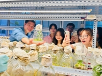 Trường THPT chuyên Bắc Giang thăm quan trải nghiệm tại Học viện Nông nghiệp Việt Nam