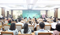 Hơn 100 nhà khoa học chia sẻ về đổi mới công nghệ chọn tạo giống cây trồng