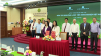 Hơn 100 nhà khoa học chia sẻ về đổi mới công nghệ chọn tạo giống cây trồng